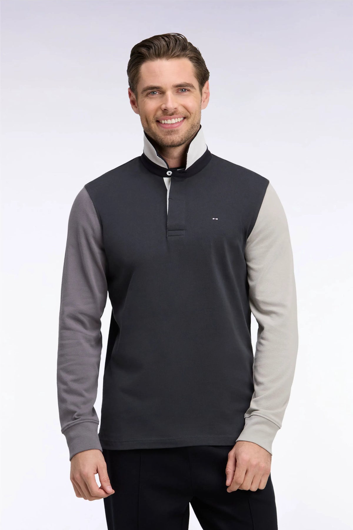 Dark Gray Tricolor