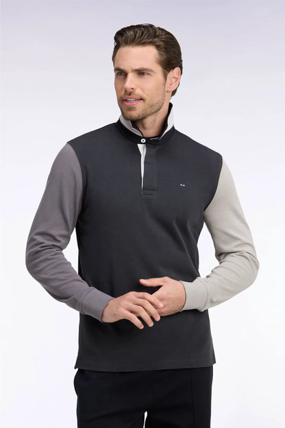 Dark Gray Tricolor